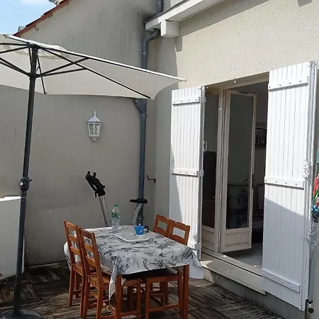 Location Chambre Double Dans Appartement - Cergy Exterior foto